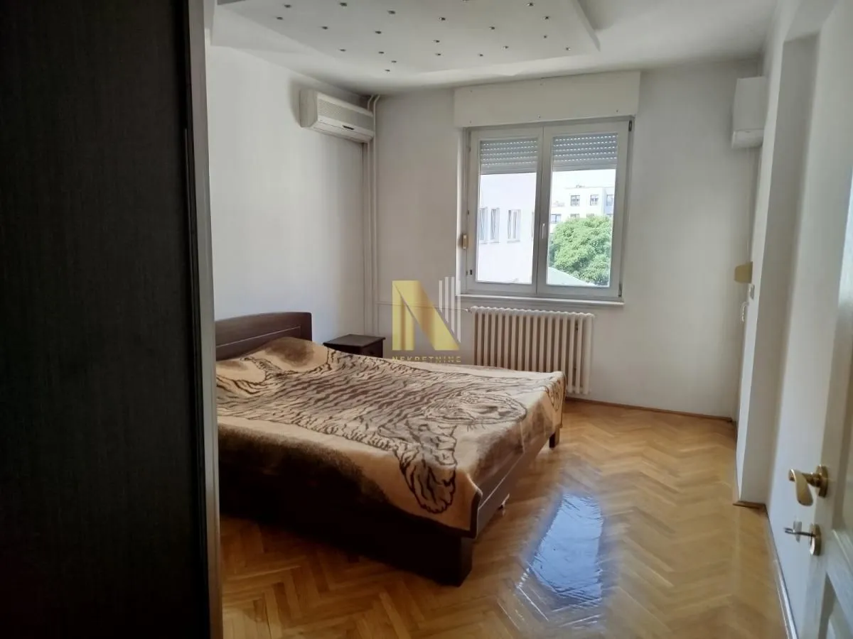 Prodaja, trosoban stan, 101m², Bulevar Oslobodjenja, Novi Sad Sve Podlokacije