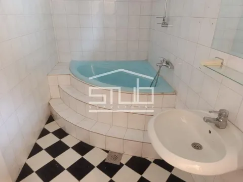 Izdavanje, kuća, 200m², Filmski Grad, Beograd - image 14