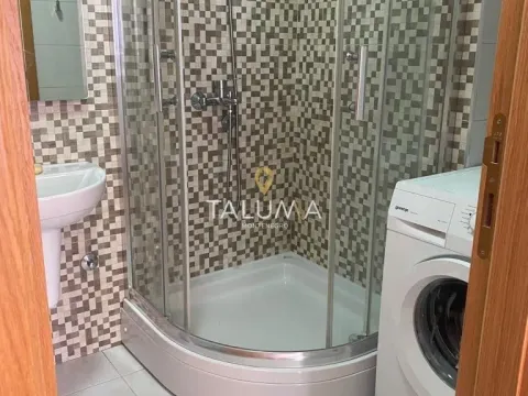 Izdavanje, jednosoban stan, 53m², City Kvart, Podgorica - image 2