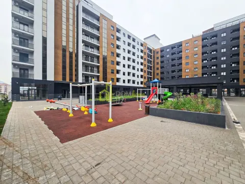 Prodaja, jednosoban stan, 49m², Stari Aerodrom, Podgorica - image 1