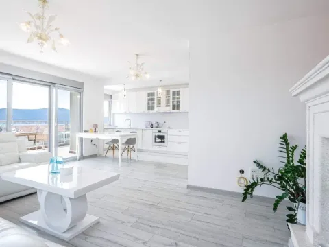 Prodaja, trosoban stan, 116m², Tivat, Crna Gora - image 6