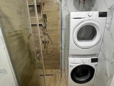 Izdavanje, jednosoban stan, 50m², Centar, Bar - image 5