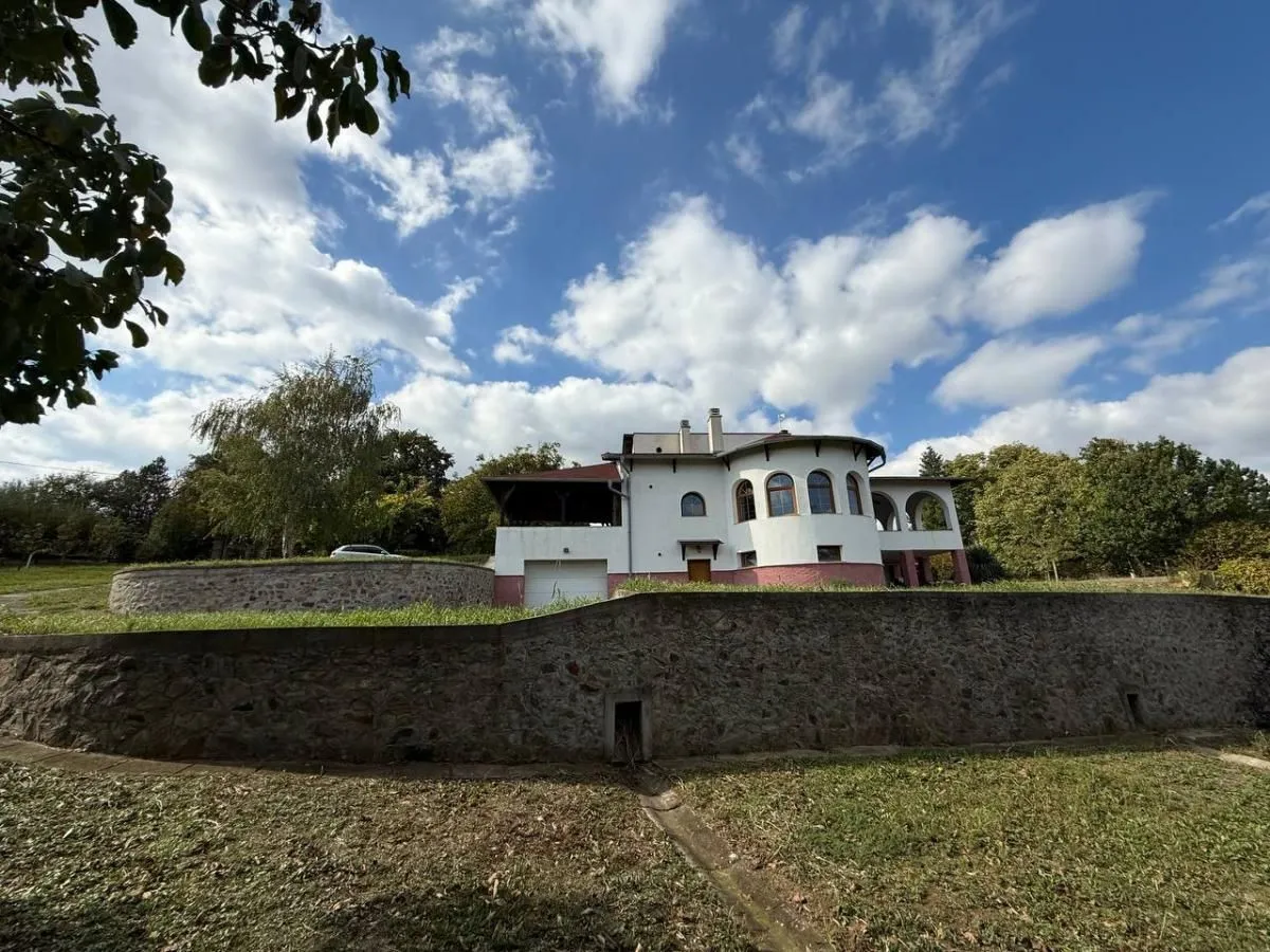 Sale, house, 204m², Bocke, Petrovaradin