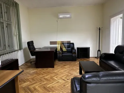 Izdavanje, poslovni prostor, 105m², Grbavica, Novi Sad Sve Podlokacije - image 3