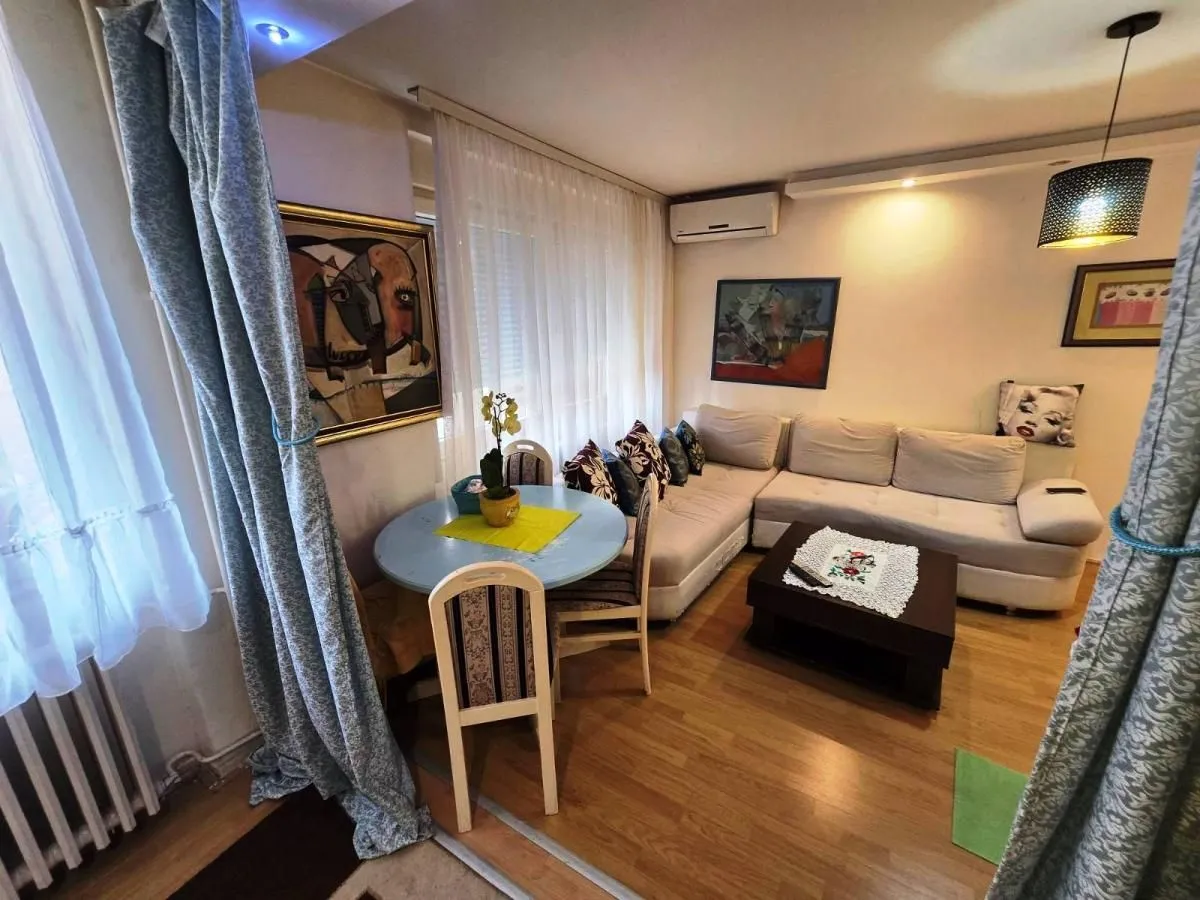 Rent, three bedroom apartment, 66m², Crveni Pevac, Niš
