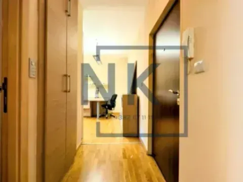 Izdavanje, poslovni prostor, 40m², Preko Morače, Podgorica - image 13