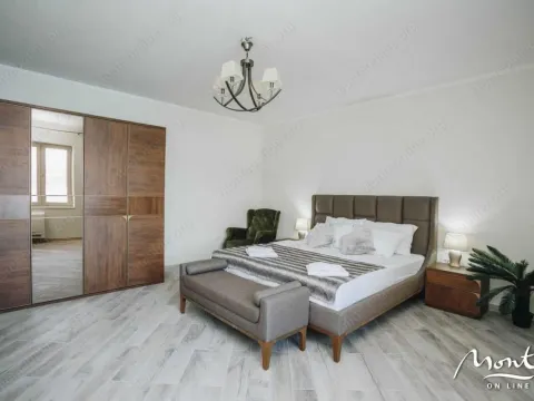 Prodaja, kuća, 314m², Tivat, Crna Gora - image 3