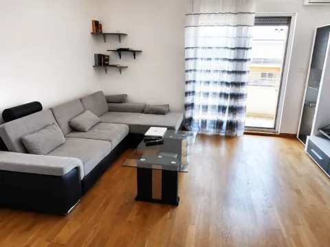 Rent, two bedroom apartment, 75m², City Kvart, Podgorica - image 1