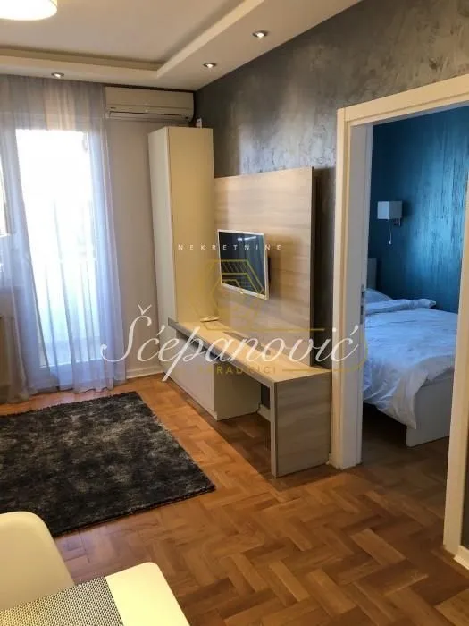 Rent, apartment, 31m², Grbavica, Novi Sad Sve Podlokacije