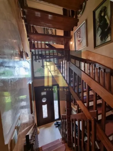 Prodaja, kuća, 112m², Veternik, Novi Sad Sve Podlokacije