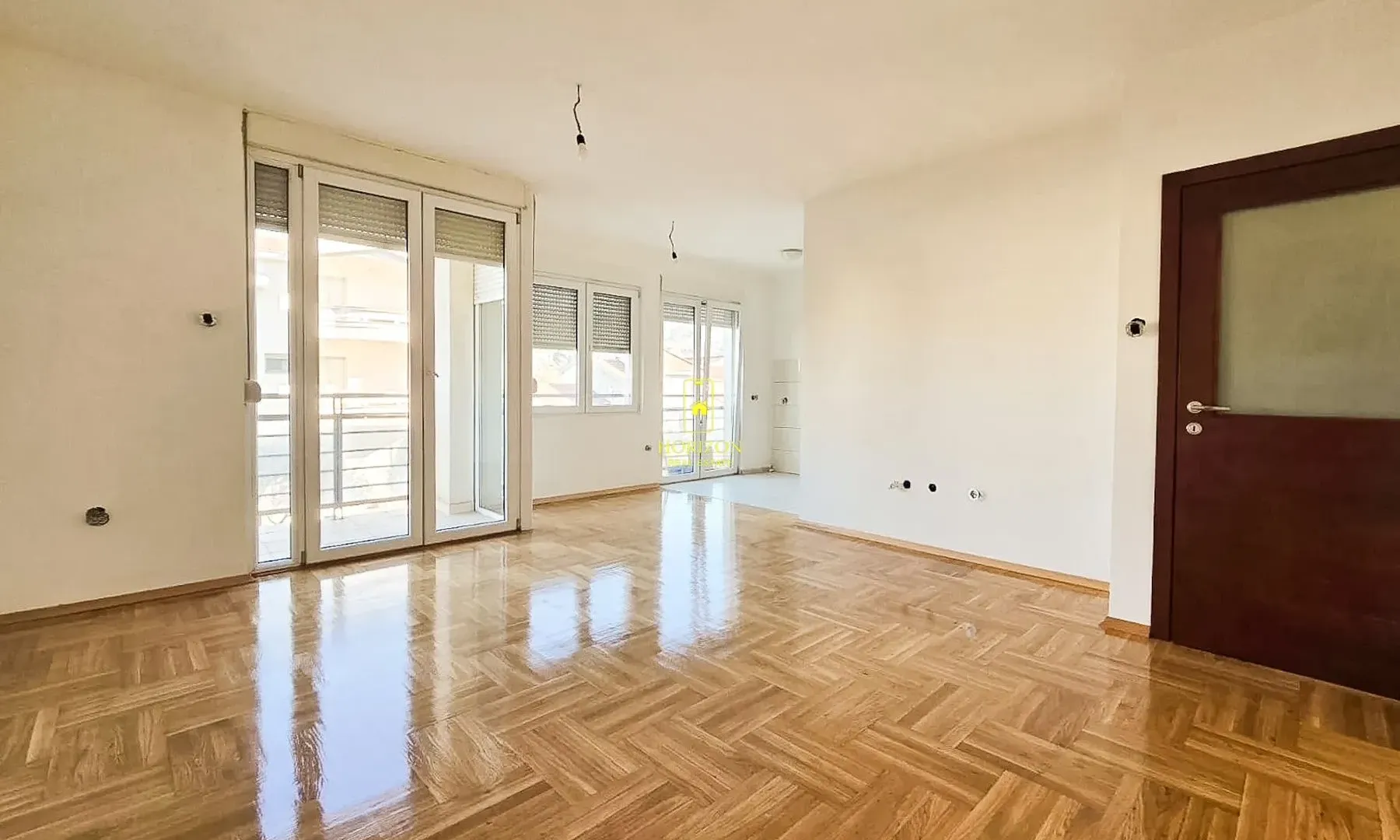 Prodaja, dvosoban stan, 73m², Dalmatinska ulica, Podgorica