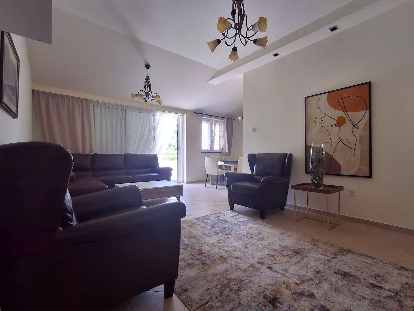 Izdavanje, stan, 115m², Momišići, Podgorica