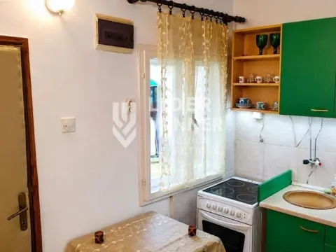 Sale, apartment, 18m², Vračar Sve Podlokacije, Beograd - image 1