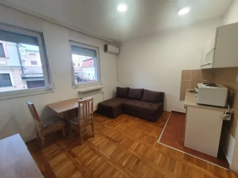 Rent, studio apartment, 27m², Sajmište, Novi Sad - image 2