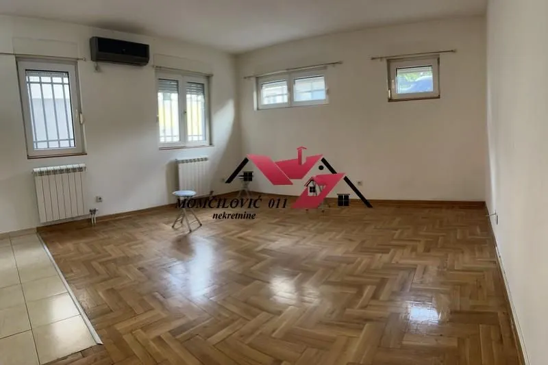 Prodaja, jednosoban stan, 41m², Lekino Brdo, Voždovac Sve Podlokacije
