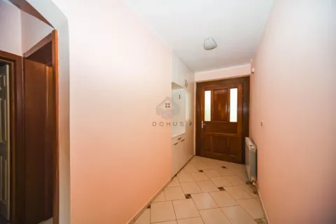 Rent, two bedroom apartment, 100m², Zagorič, Podgorica - image 14