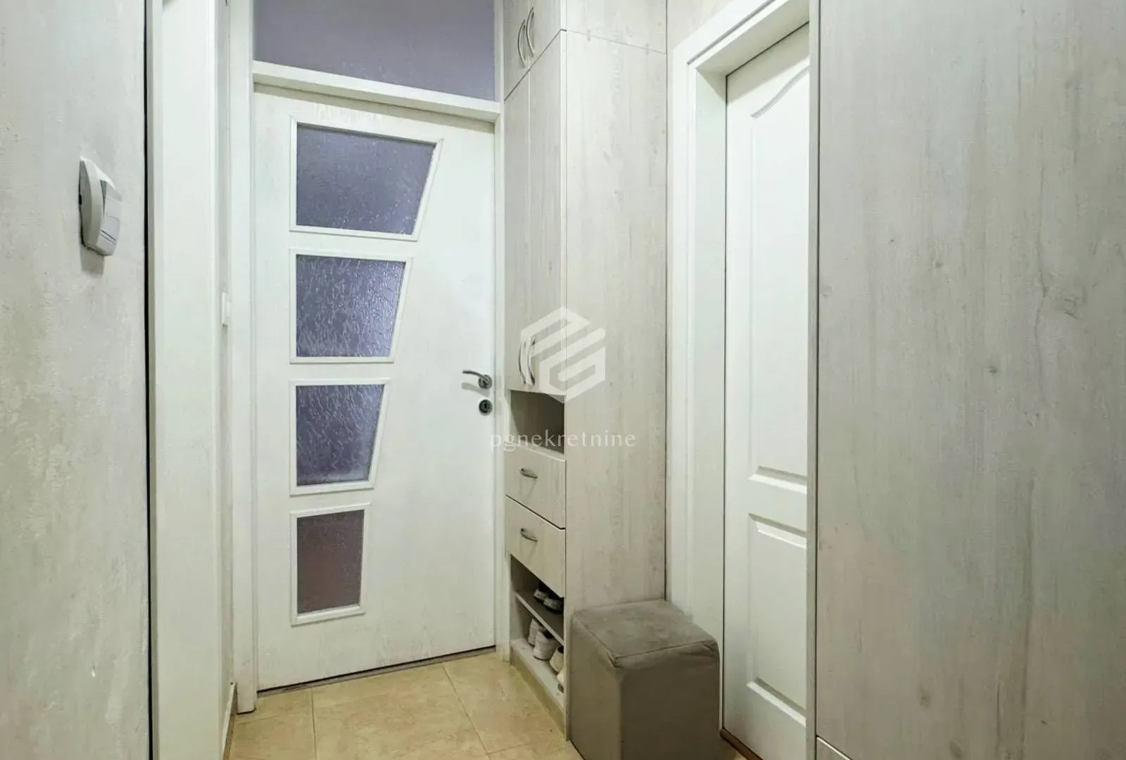 Prodaja, dvosoban stan, 48m², Kotor, Crna Gora