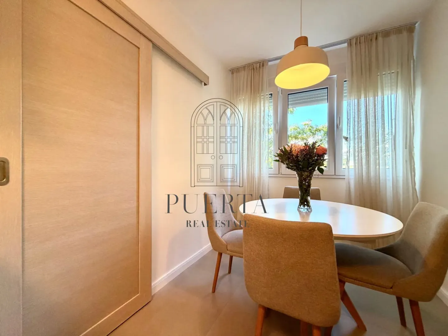 Prodaja, dvosoban stan, 72m², Baston, Podgorica