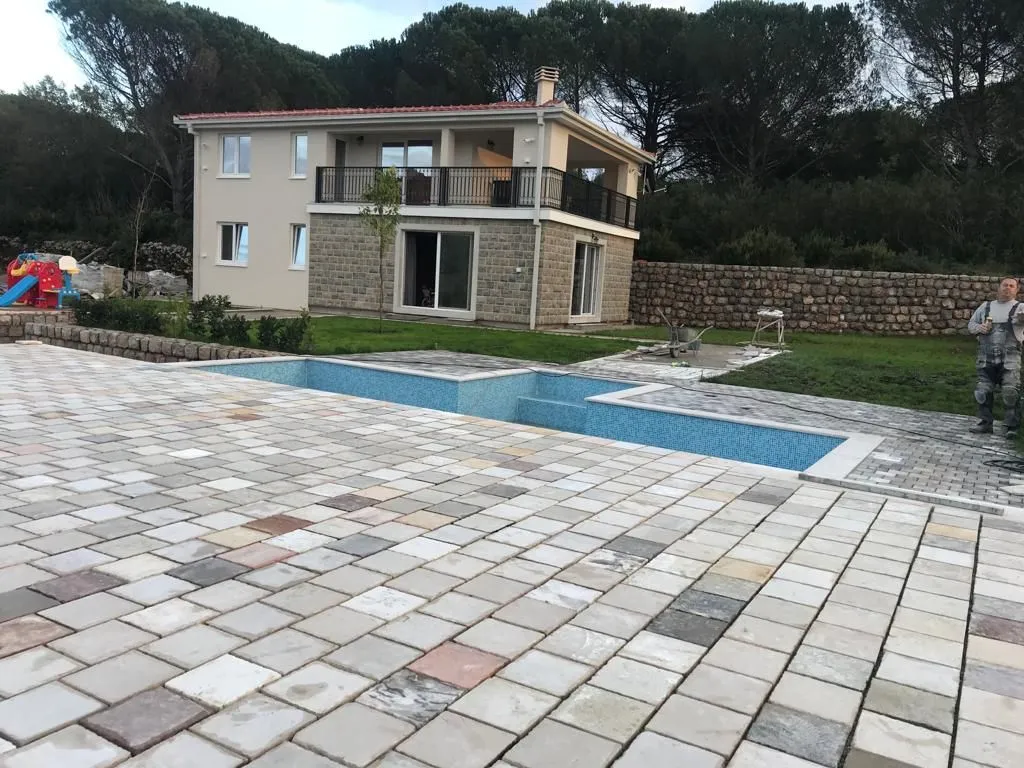Sale, apartment, 200m², Blok 6, Podgorica