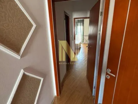 Rent, two bedroom apartment, 56m², Novi Sad, Srbija - image 7