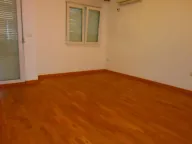 Izdavanje, jednosoban stan, 47m², City Kvart, Podgorica - image 6