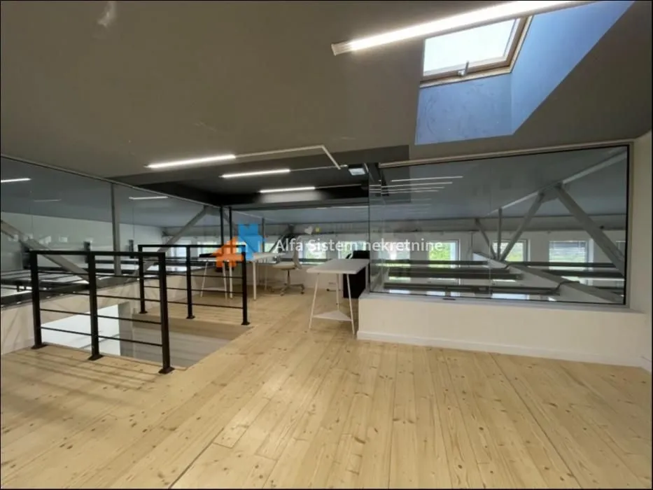 Rent, office space, 1000m², Autokomanda, Voždovac Sve Podlokacije