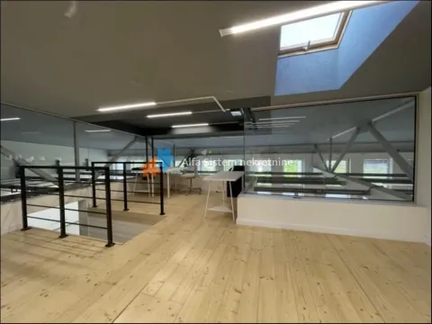 Izdavanje, poslovni prostor, 1000m², Autokomanda, Voždovac Sve Podlokacije - image 12