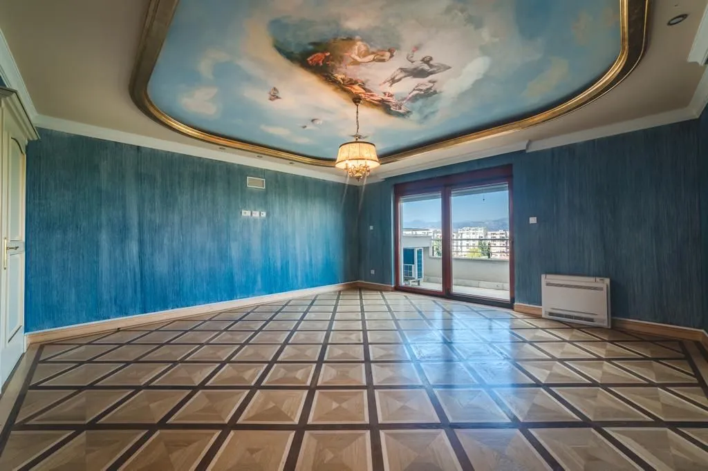 Sale, two bedroom apartment, 270m², Pobrežje, Podgorica