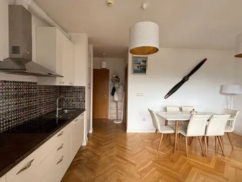 Prodaja, dvosoban stan, 78m², Kotor, Crna Gora - image 9