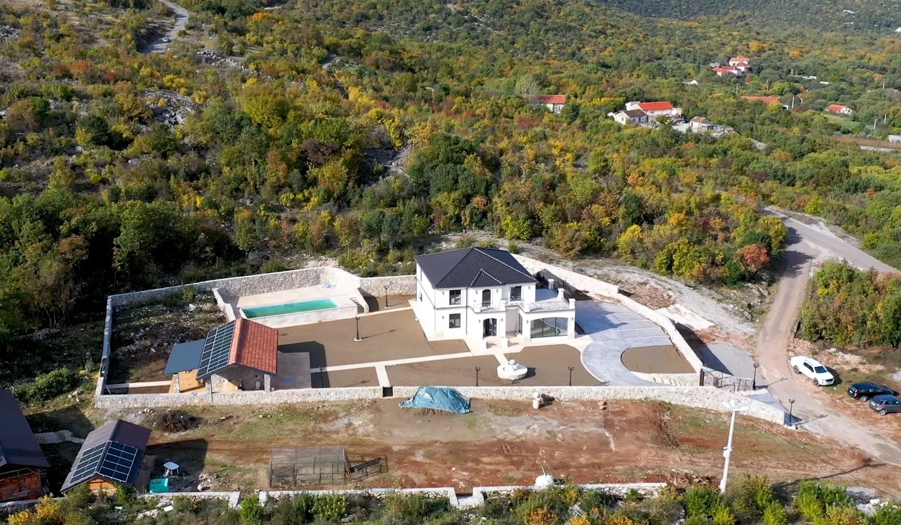 Prodaja, kuća, 350m², Podgorica, Crna Gora