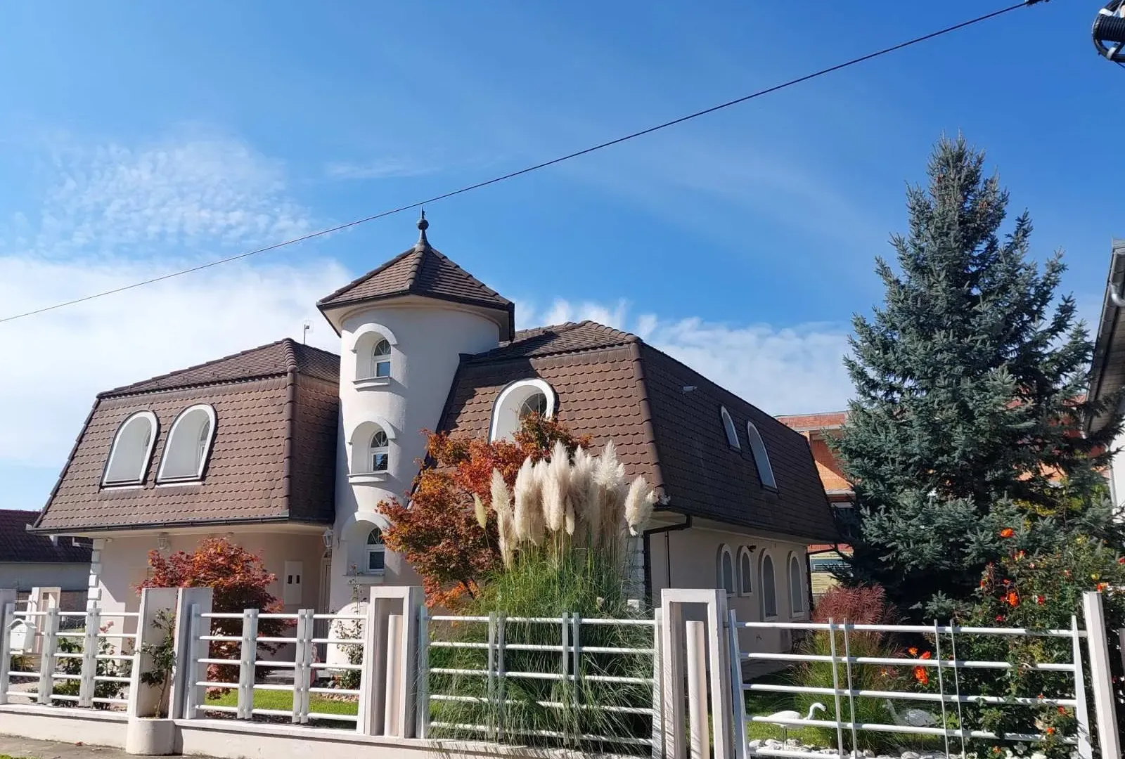 Sale, house, 224m², Lipov gaj, Novi Sad Sve Podlokacije