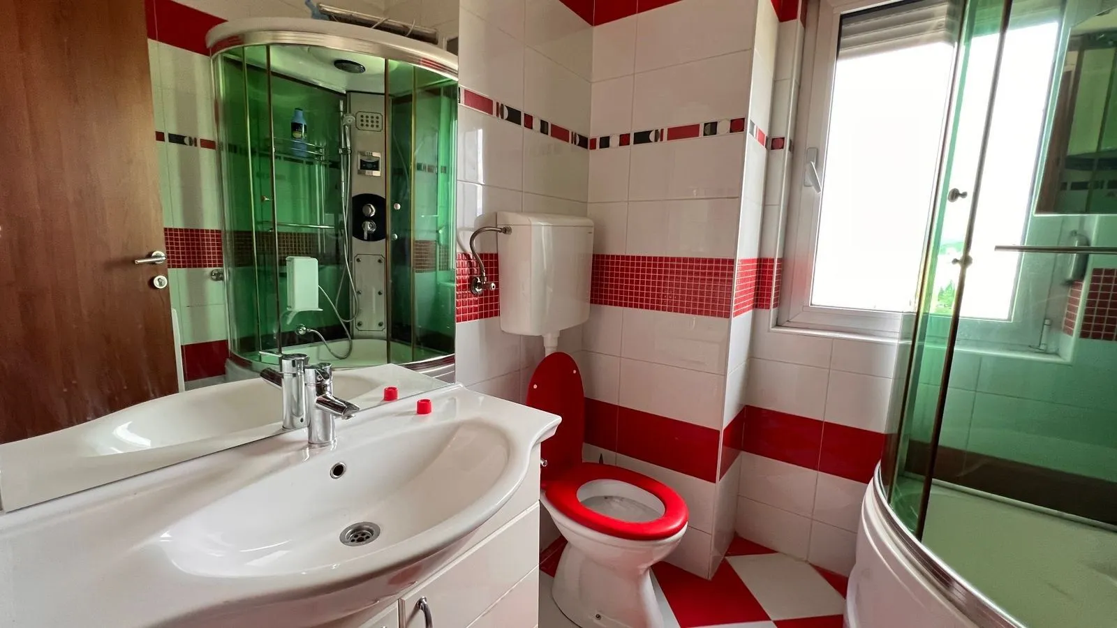 Rent, one bedroom apartment, 53m², Pobrežje, Podgorica