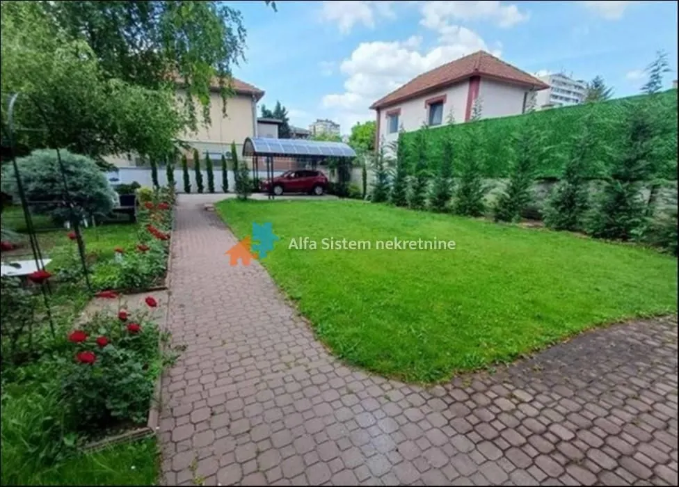 Rent, house, 300m², Voždovac Sve Podlokacije, Beograd