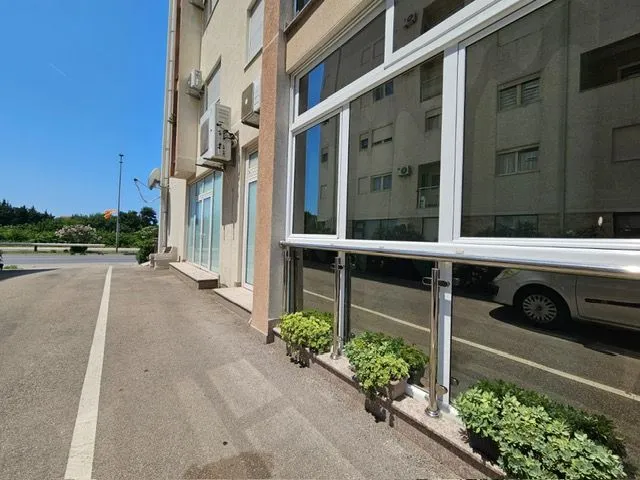 Prodaja, jednosoban stan, 59m², Šušanj, Bar