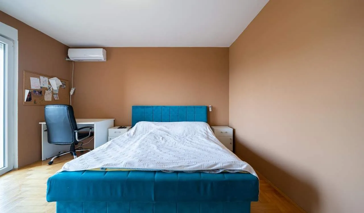 Prodaja, trosoban stan, 90m², Seoce, Budva
