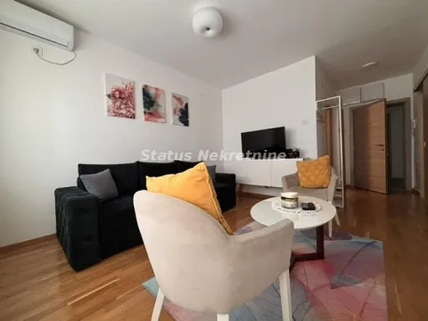 Stan in Novo naselje