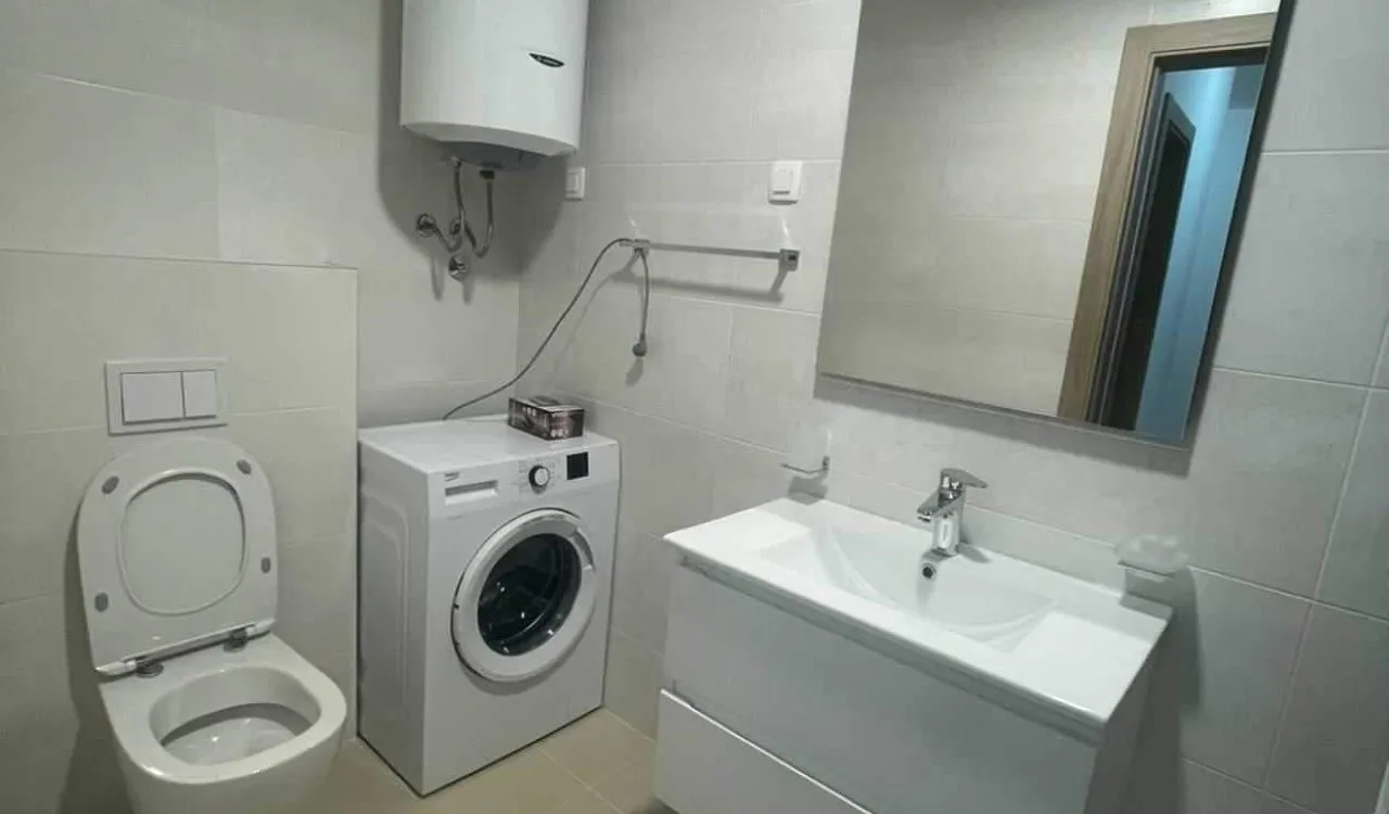 Izdavanje, dvosoban stan, 69m², Master Kvart, Podgorica