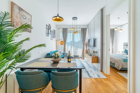 Sale, one bedroom apartment, 43m², Bečići, Budva - image 13