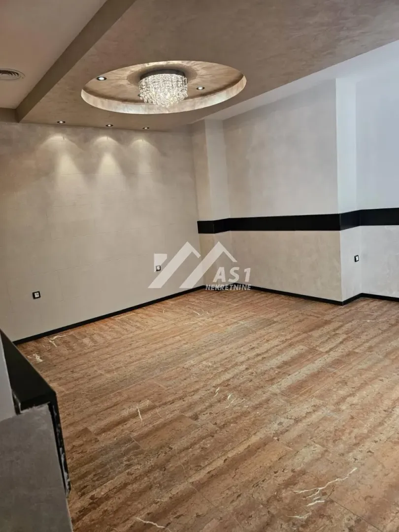 Rent, office space, 150m², Bulevar Oslobodjenja, Novi Sad Sve Podlokacije