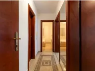 Izdavanje, dvosoban stan, 54m², Centar, Budva - image 3