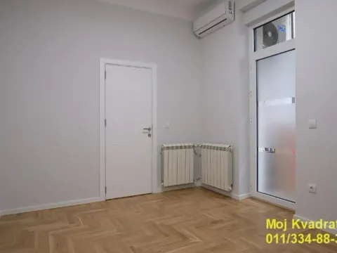 Izdavanje, dvosoban stan, 53m², Obilićev Venac, Beograd - image 7