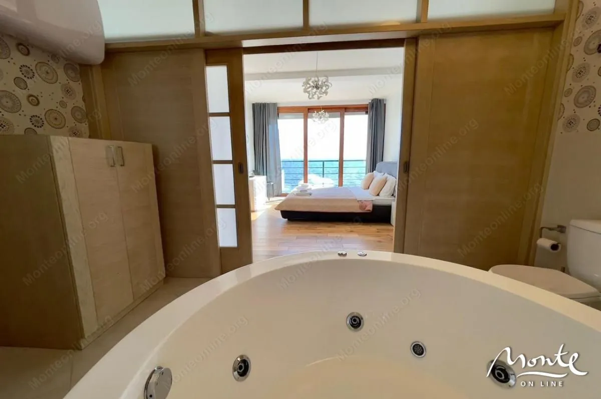 Sale, house, 323m², Utjeha, Bar