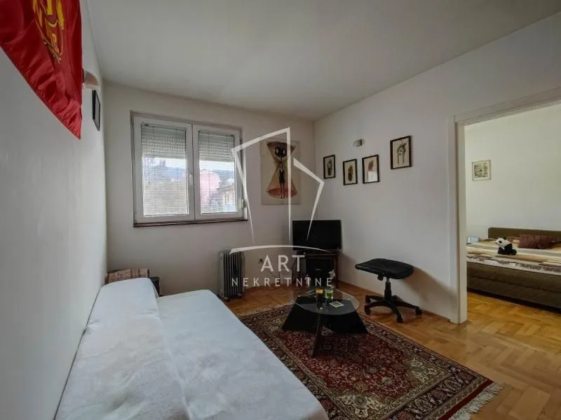 Sale, three bedroom apartment, 69m², Karaburma, Palilula Sve Podlokacije