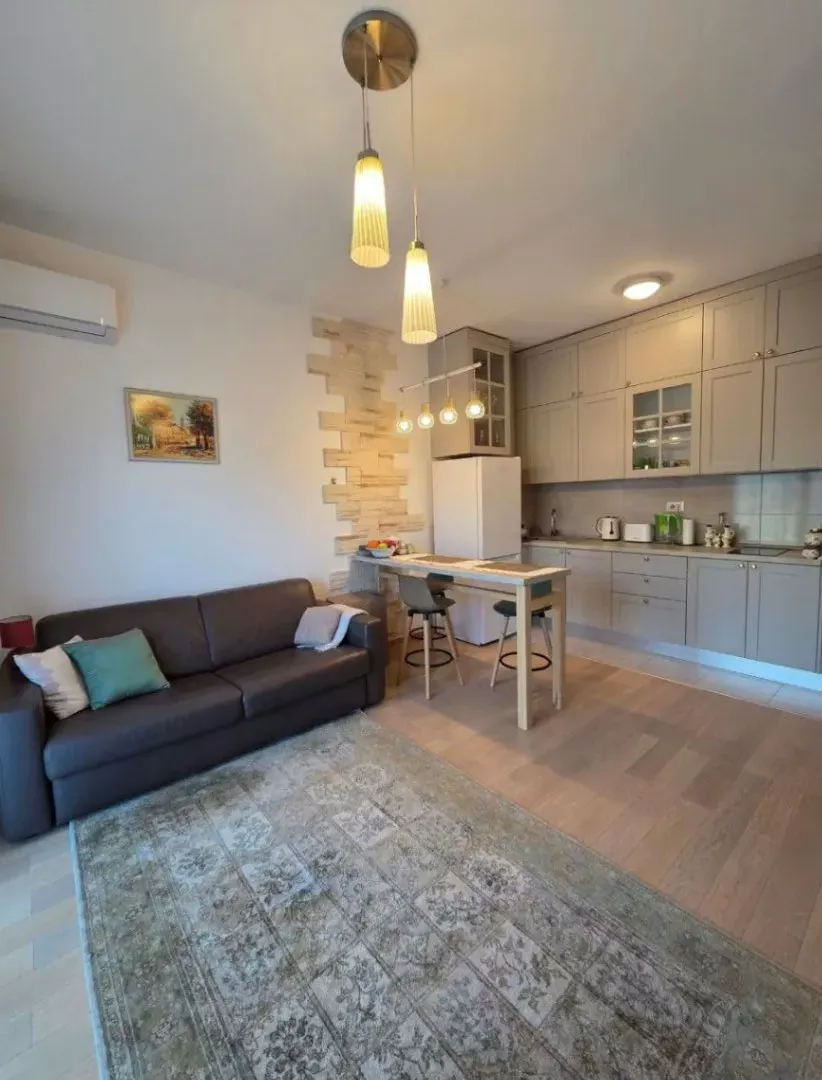Sale, one bedroom apartment, 40m², Bečići, Budva