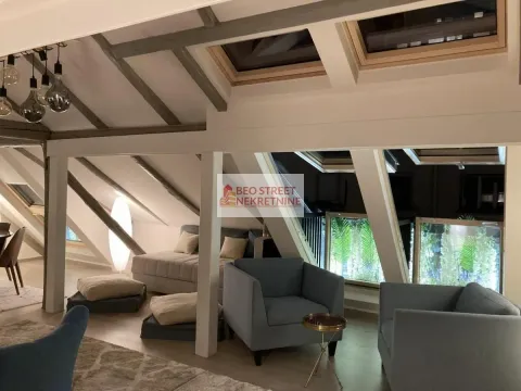 Izdavanje, trosoban stan, 107m², Stari Grad, Beograd - image 2