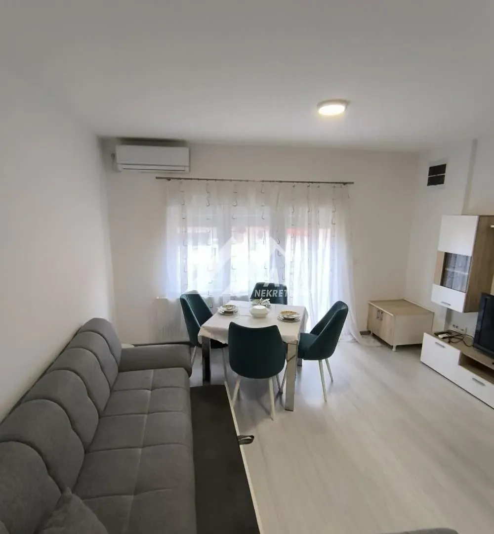 Izdavanje, dvosoban stan, 50m², Novi Sad Sve Podlokacije, Novi Sad