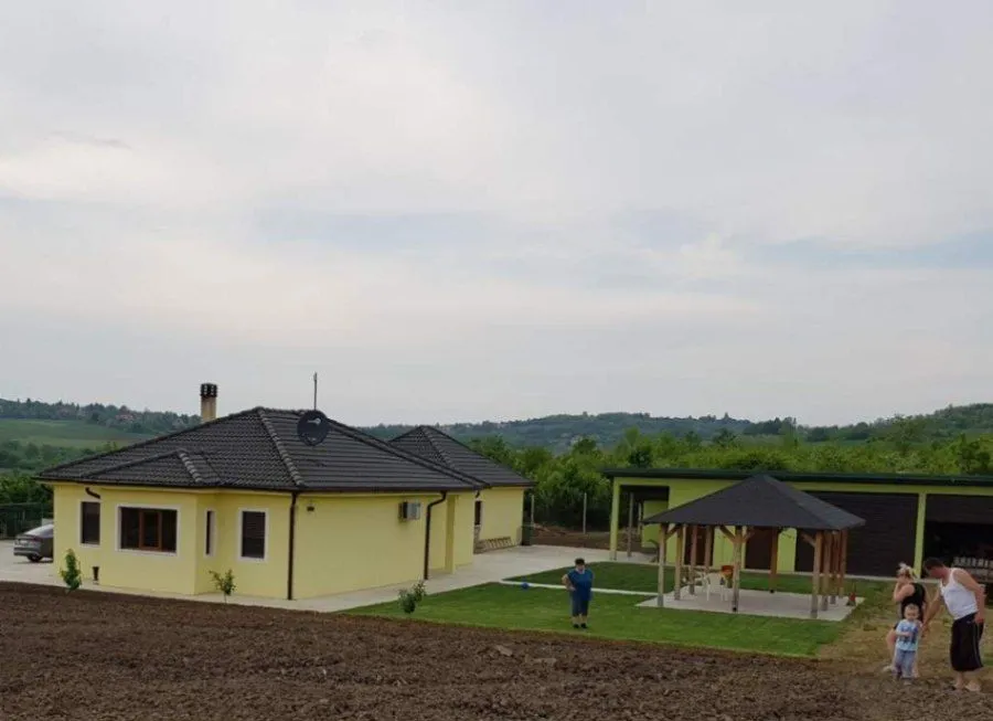 Prodaja, kuća, 170m², Kosmaj, Sopot