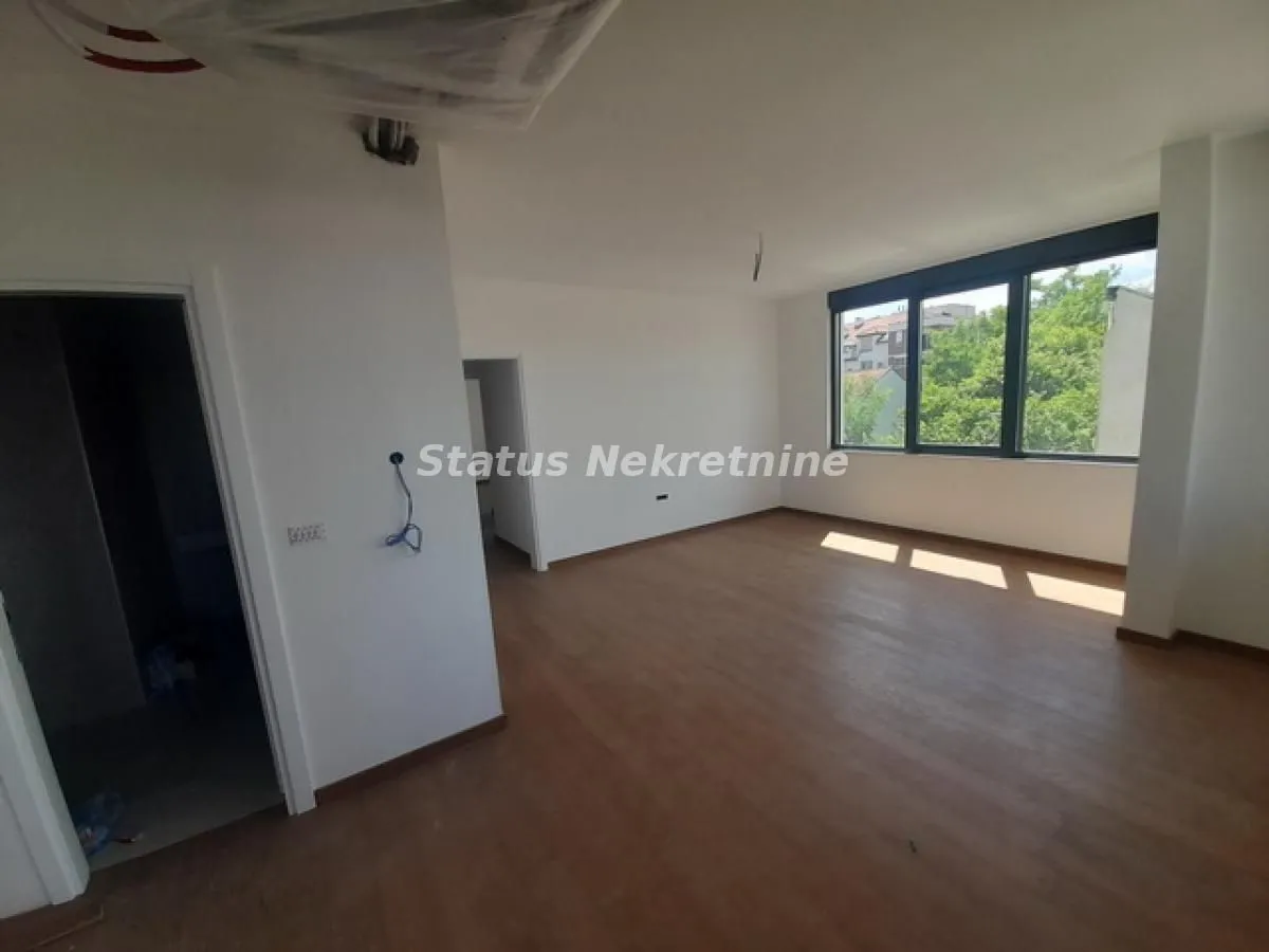 Prodaja, stan, 140m², Telep, Novi Sad Sve Podlokacije
