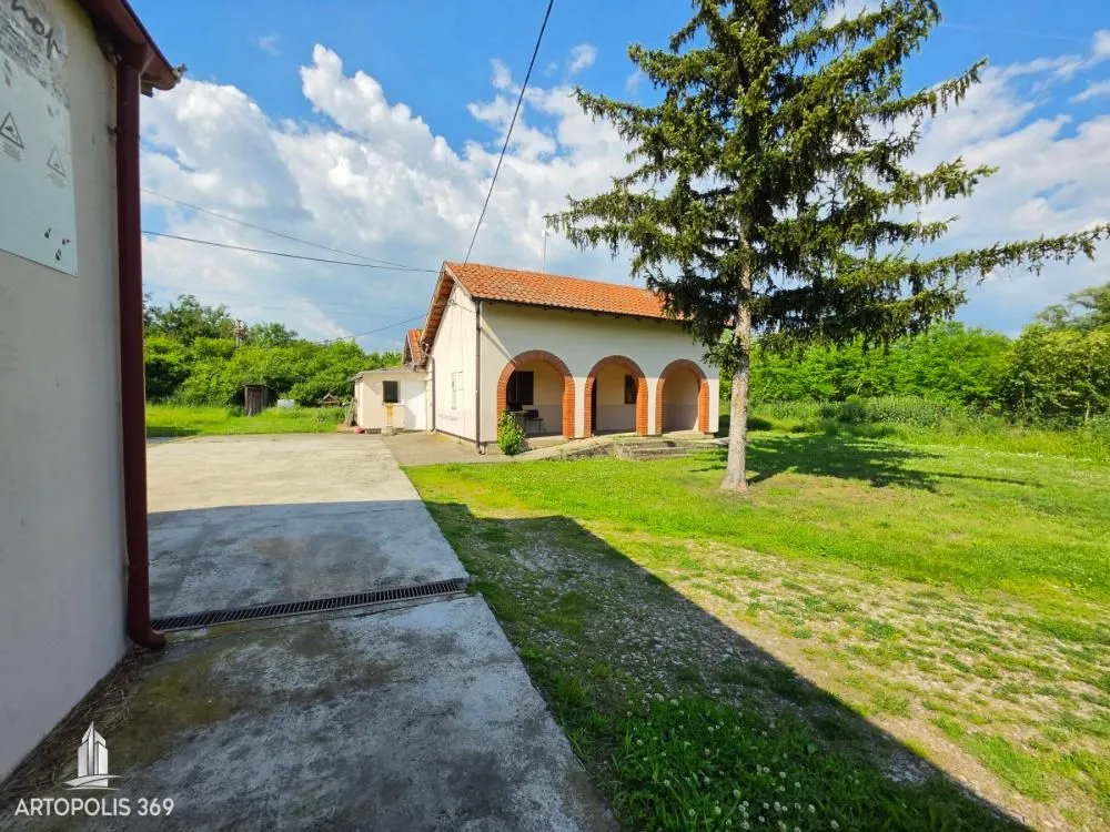 Sale, office space, 447m², Obrenovac, Beograd