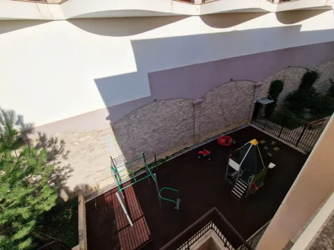 Rent, one bedroom apartment, 90m², Bečići, Budva - image 8